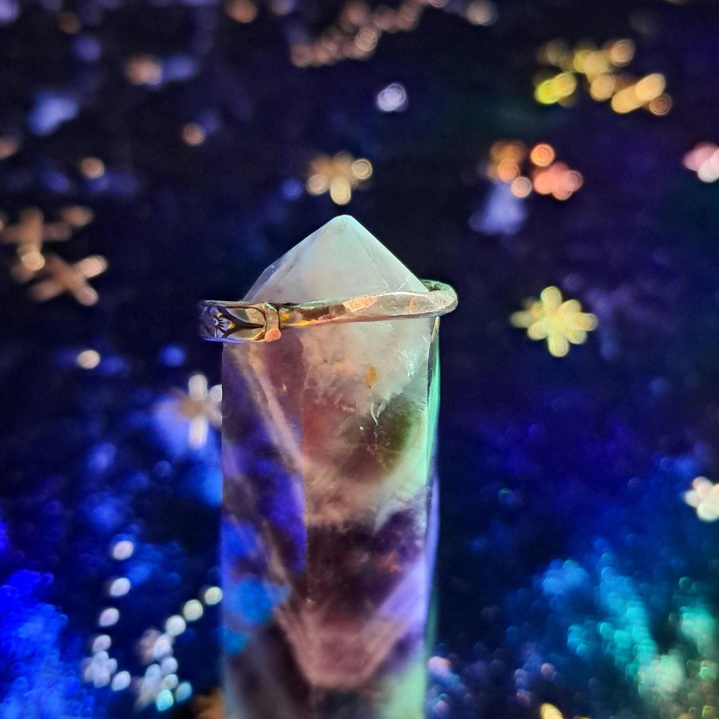 Sterling Silver Hammered Band with Forget-Me-Not Motif – Handcrafted Dainty Stacking Ring, Everyday Minimalist Jewelry