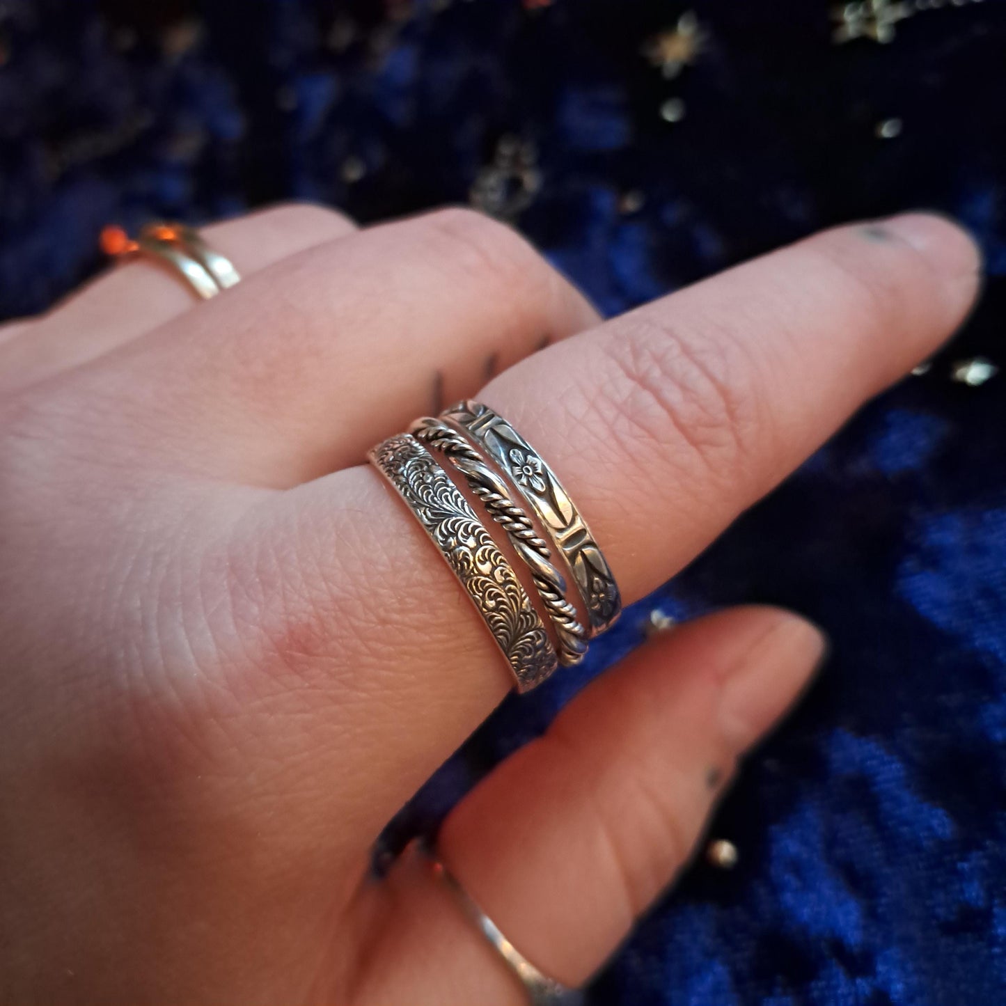 Elegant Sterling Silver Swirl Ring – Handcrafted Stacking Band, Artisanal Minimalist Jewelry