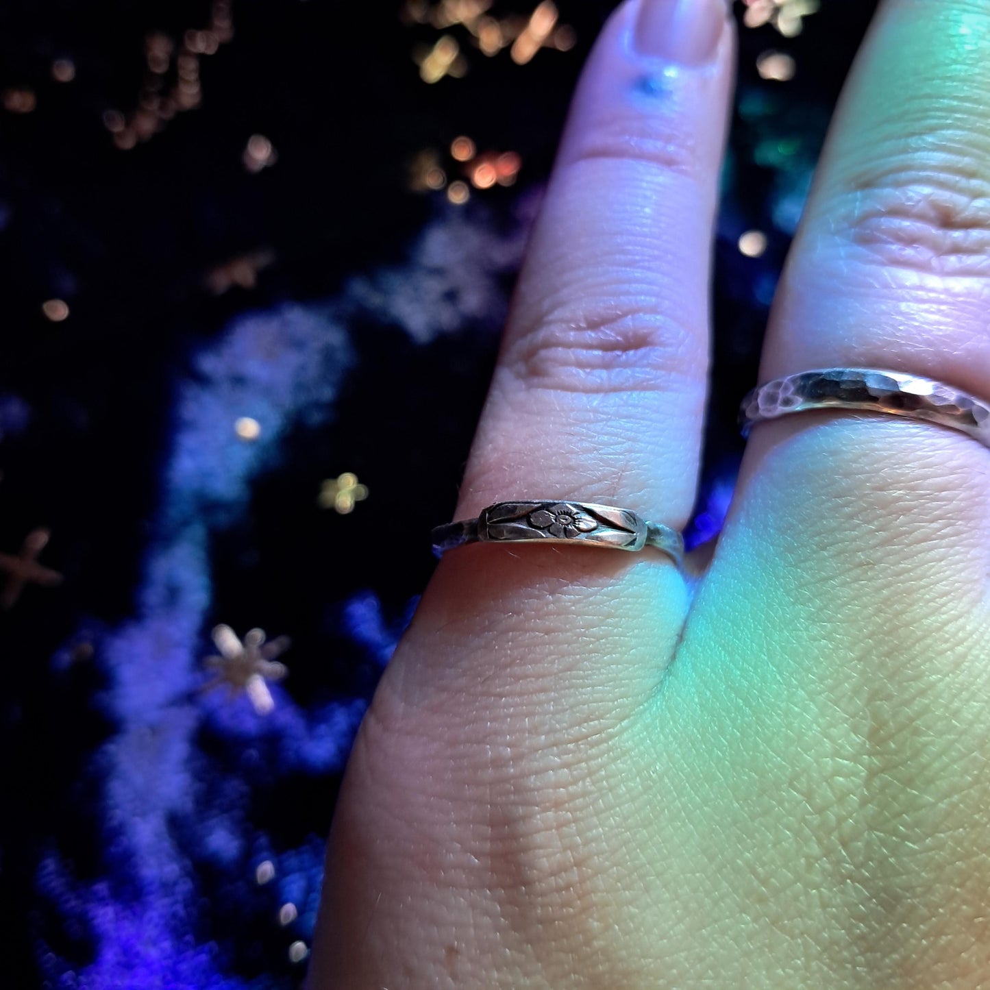 Sterling Silver Hammered Band with Forget-Me-Not Motif – Handcrafted Dainty Stacking Ring, Everyday Minimalist Jewelry