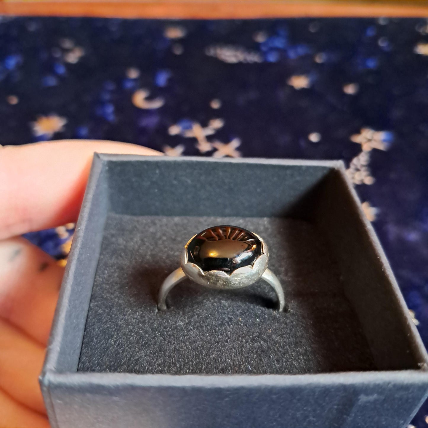 Sterling Silver Oval Shaped Black Onyx Ring – Size 8